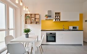 Urban House Carducci - Studios